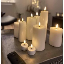 LED Fyrfadslys  -  2 stk <br><br> hvid <br><br> m. timer