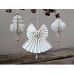 Ornament m. perler <br><br> vlg mellem 5 slags