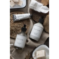 H�ndlotion ALTUM <br><br> Marsh Herbs <br><br> 250 ml <br><br> 