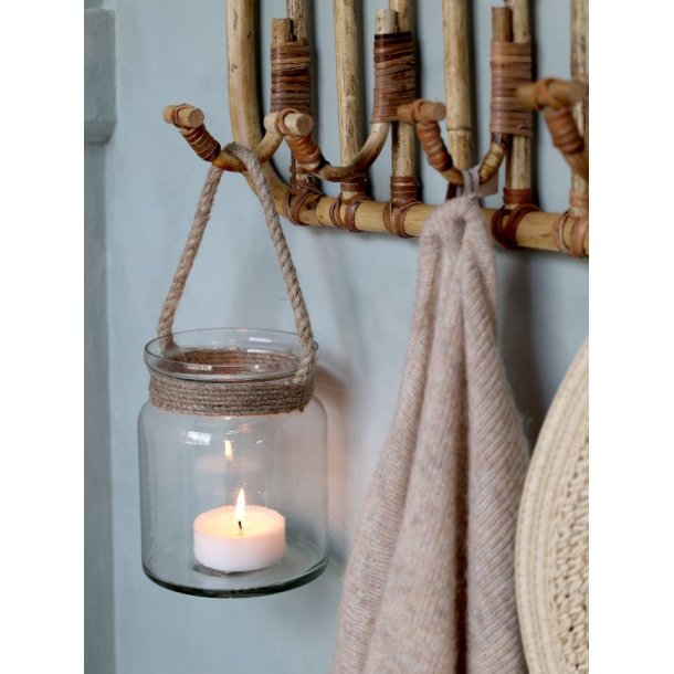 Hurricane m. reb <br><br> 