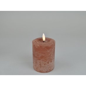 LED rustik bloklys <br><br> �7,6 / h10 cm <br><br> brun <br><br> m. timer <br><br> RESTSALG <br><br>