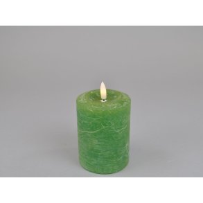 LED rustik bloklys <br><br> �7,6 / h10 cm <br><br> skovgr�n <br><br> m. timer <br><br> RESTSALG <br><br>