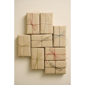 Papirsnor <br><br> v�lg farve <br><br> 10 m <br><br>