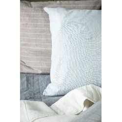 Pudebetrk <br><br> 70 x 50 cm <br><br> lysebl m. tynde beige striber <br><br>