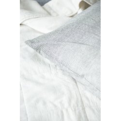 Pudebetrk <br><br> 70 x 50 cm <br><br> sort/beige striber <br><br>