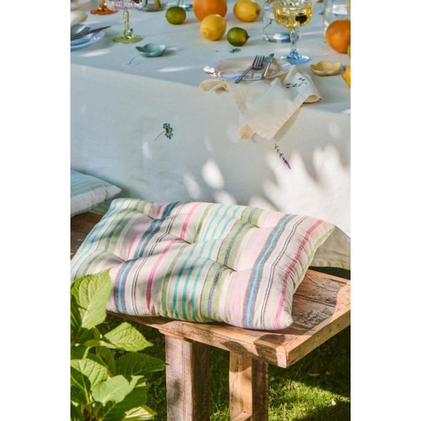 Siddehynde <br><br> med multifarvede striber <br><br> 50 x 50 <br><br> 
