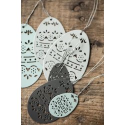 Metal g m. wire<br><br> ST m. 3 stk <br><br> lille h 4 cm <br><br>