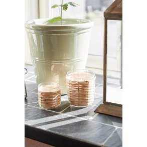 Stage glas <br><br> m. rattanflet <br><br> H: 6,3 �: 7 cm <br><br> RESTSALG <br><br>