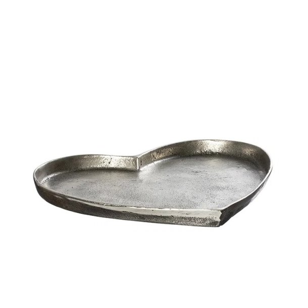 Alu hjerte fad  <br><br> s�lv look <br><br> Stor - 29 cm <br><br> 