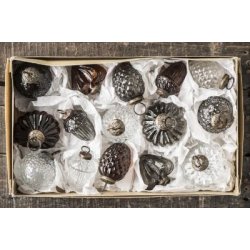 Julekugler <br><br> sm <br><br> Ahorn og kogler