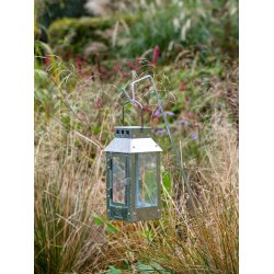 Micro small lanterne <br><br> 9,5 x 9,5 x 22 cm <br><br> Galvaniseret <br><br> 