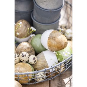 P�ske�g i tr� <br><br> st�ende <br><br> H 7,5 cm <br><br> 