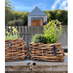 Rattan bowle <br><br> mini -firkantet <br><br> 30/34 x 30/34 cm <br><br>