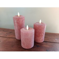 LED rustik bloklys <br><br> 7,6 / h16 cm <br><br> gammel rosa <br><br> m. timer <br><br>